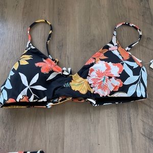 Roxy Adjustable Bikini Flowered Top